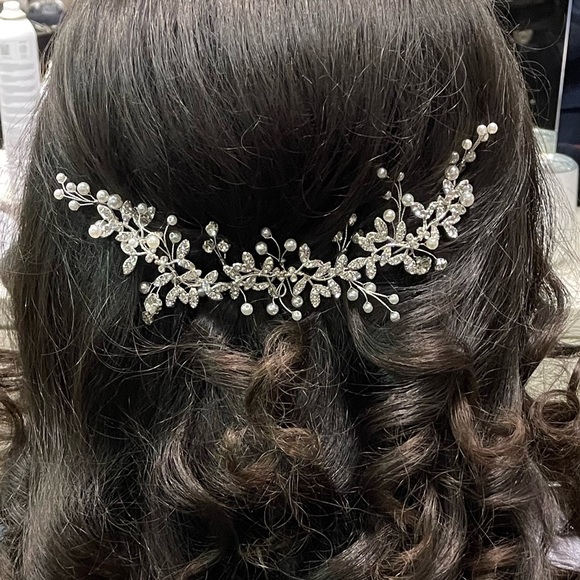 Accessories - Wedding hair piece